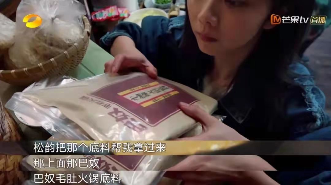 1633528592558427.jpg aebf59d3f861106098aded2d4b675ed.jpg